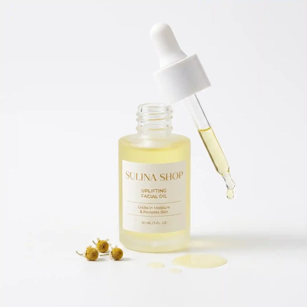 Uplifting facial oil with argan-inspired care
