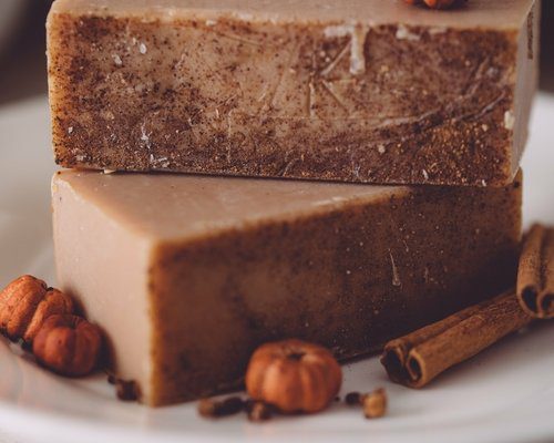 🎃 Pun’kin Patch Handmade Soap – Cozy Fall Pumpkin Spice Glow